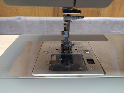 Singer Heavy Duty 4411 Nähmaschine, 11 Stichprogramme, I36683