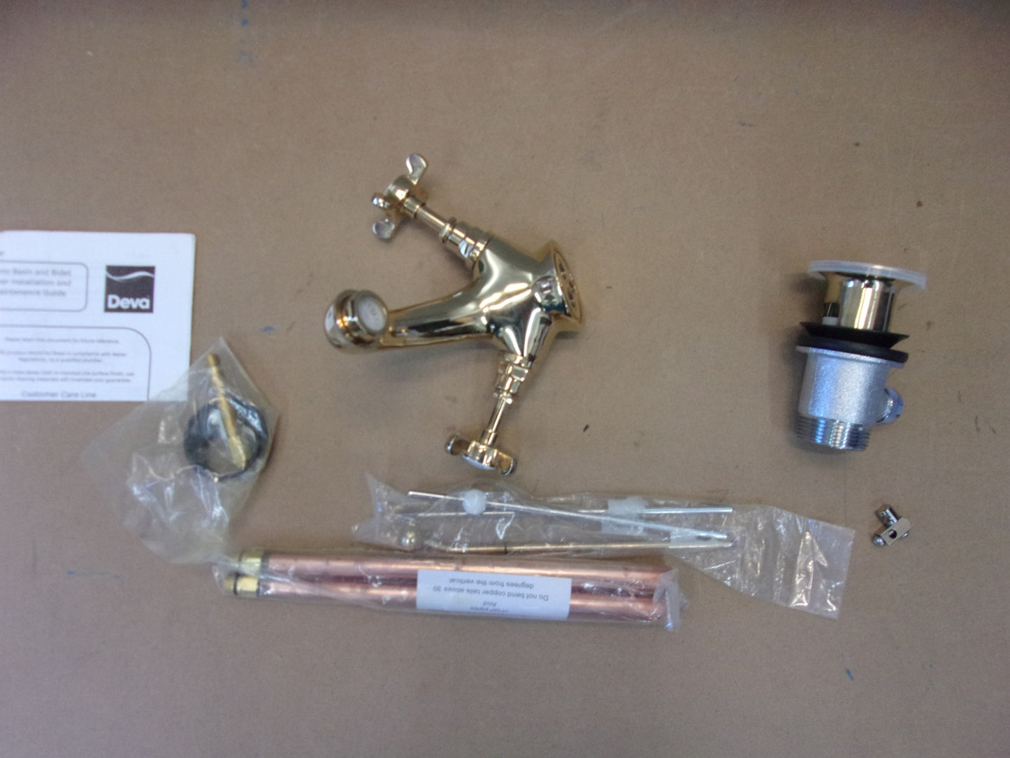 Deva/501 Coronation CR24 Monoblock-Mischarmatur, mit Ablaufgarnitur gold I04395