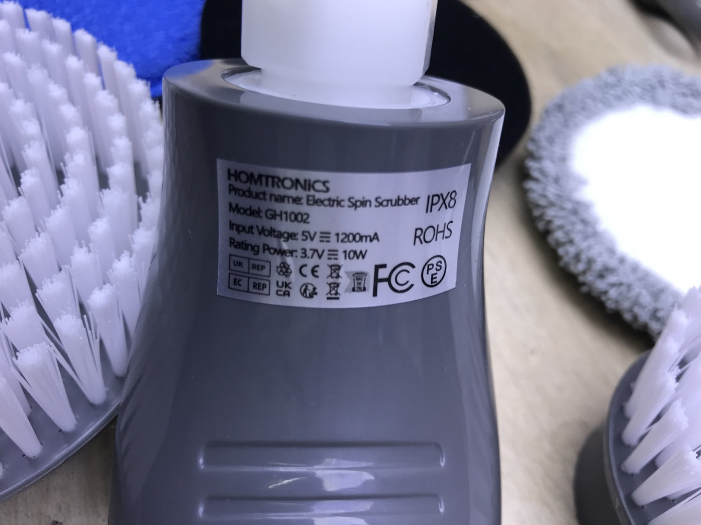 Homtronics GH1002 Elektrische Reinigungsbürste mit 9 Aufsätze, I25923