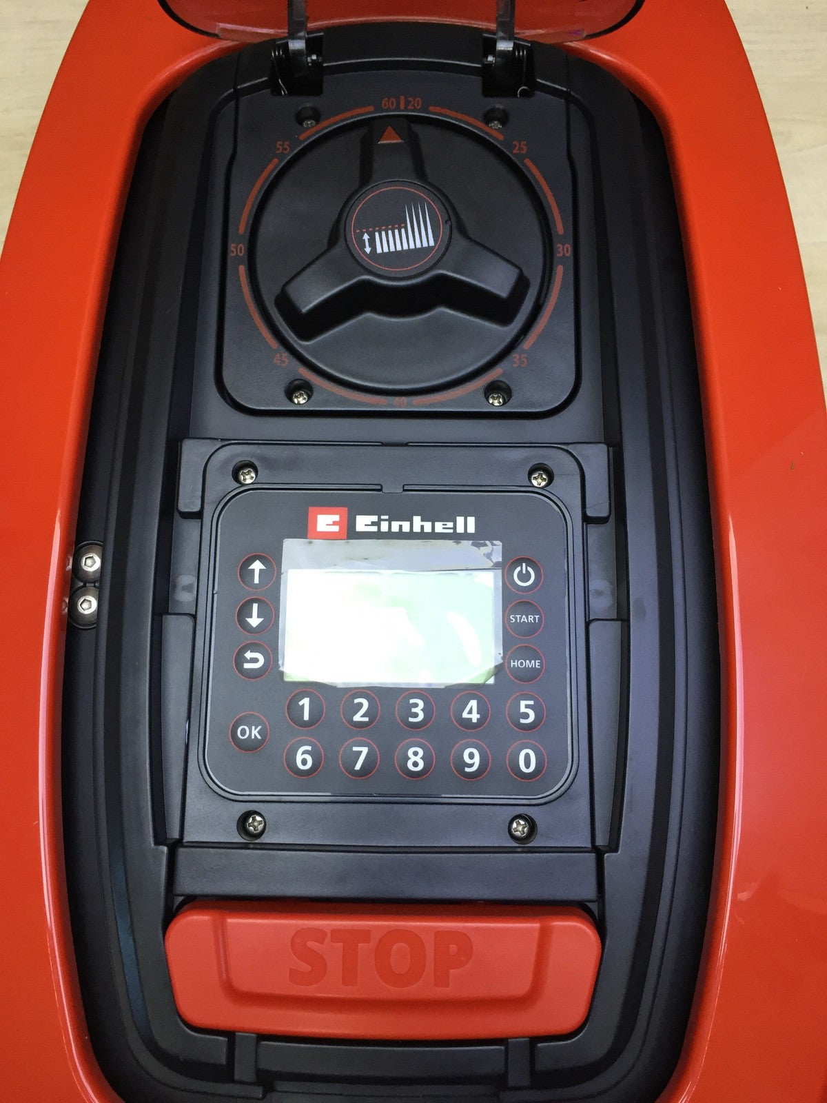 Einhell FREELEXO LCD BT Mähroboter für bis zu 1200 m² I33892