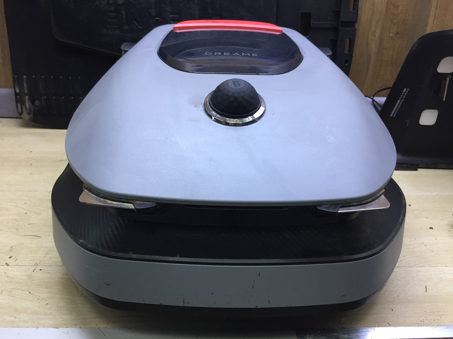 DREAME Intelligenter Mähroboter A1 Pro bis 2000m² 3D Sensor (MLLA7210) I34035