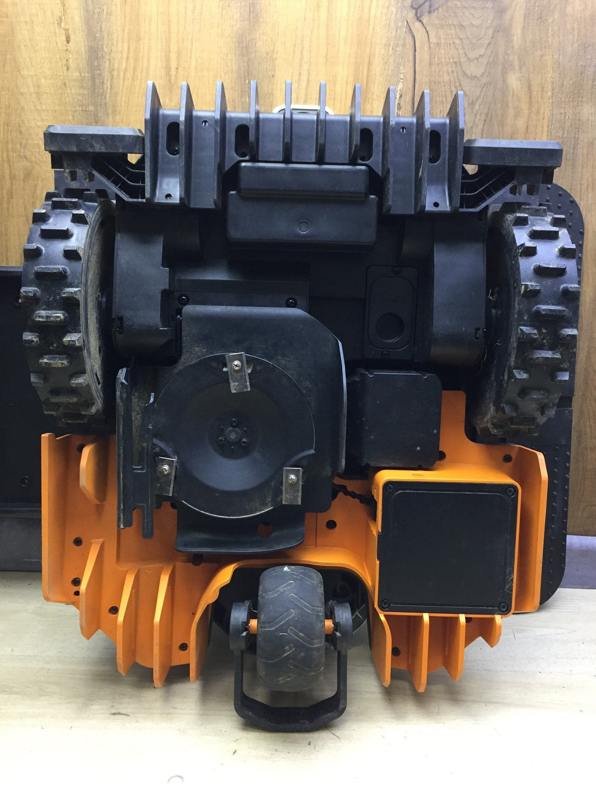 WORX Landroid Vision M800 Mähroboter WR208E.1 für Gärten bis 800m², I33981