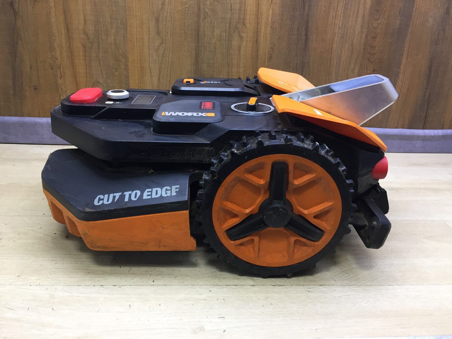 WORX Landroid Vision M600 Mähroboter WR206E, für Gärten bis 600qm, I33687