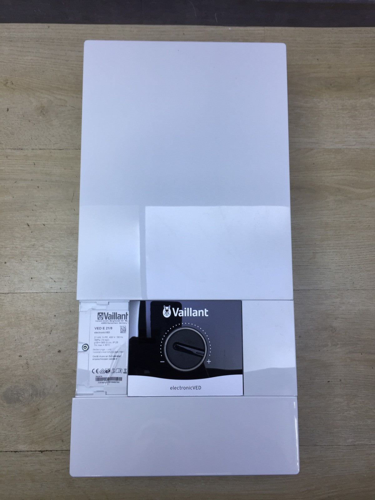 Vaillant elektronischer Durchlauferhitzer VED E 21/8, 21kW, 400V, EEK:A, I34242