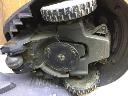 Gardena R40Li Mähroboter Akku-Rasenmähroboter 4071-60, I27486