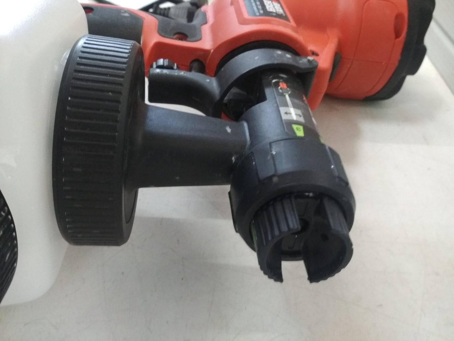 Black & Decker HVLP200 Niederdruck Spritzpistole 400 W, V09266