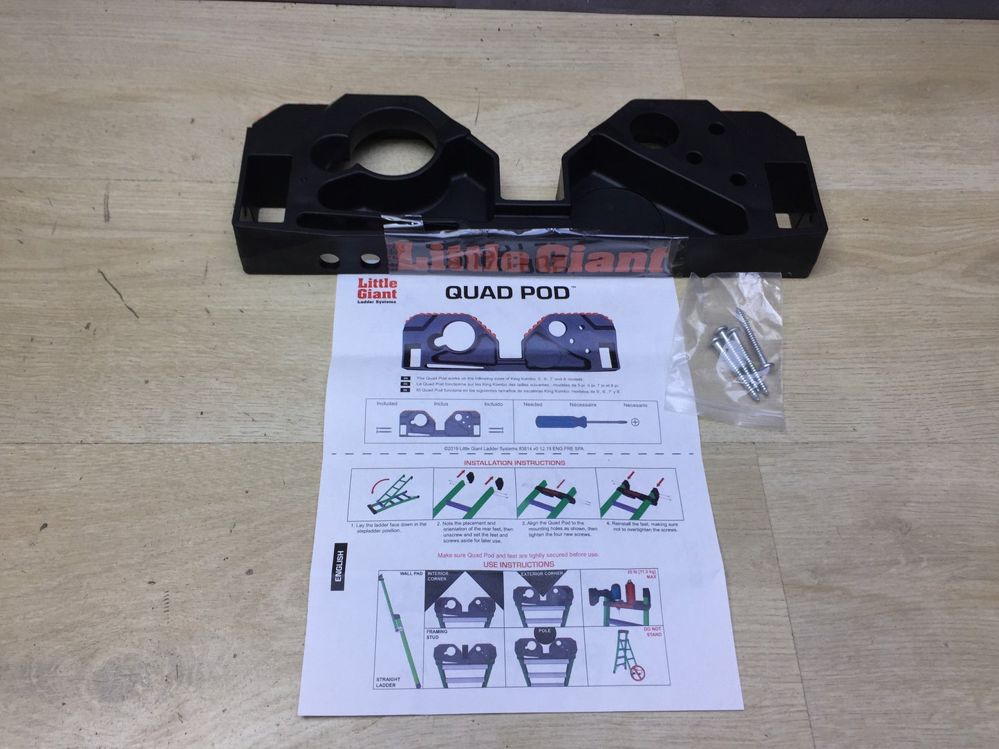 Little Giant 15104 Quad Pod Werkzeughalter, Leiterzubehör, Schwarz, I34112