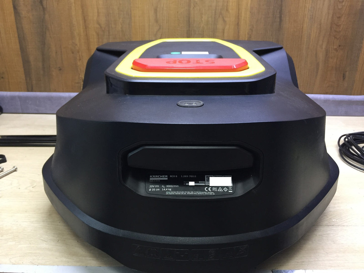 Kärcher RCX 6 Mähroboter Leistung bis zu 3.000 m² Allrad-Antrieb GPS RTK I34248