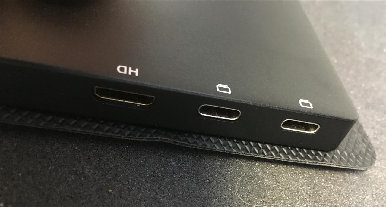 IVV 156UC Tragbarer 4K Gaming Monitor 15,6" UHD 3840x2160 IPS HDMI USB-C schwarz