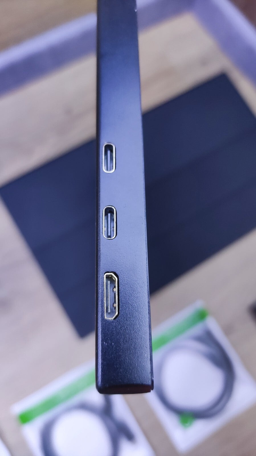Eviciv Portable Gaming Monitor 18.5" FHD 1920x1080 IPS HDR USB-C FreeSync 100Hz 