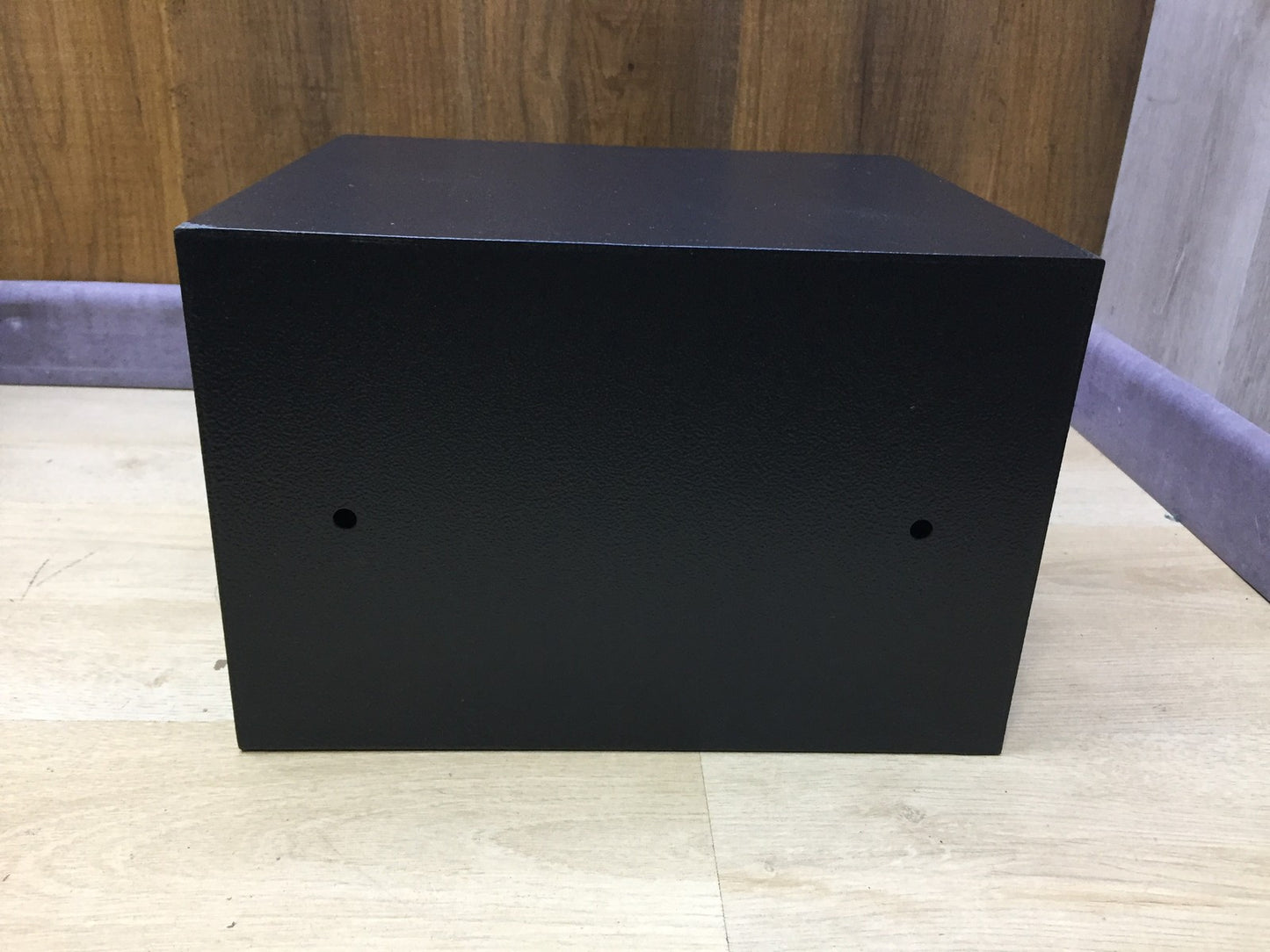 Master Lock X041EML Tresor mit digitaler Kombination mittel 11,57 L, I33283