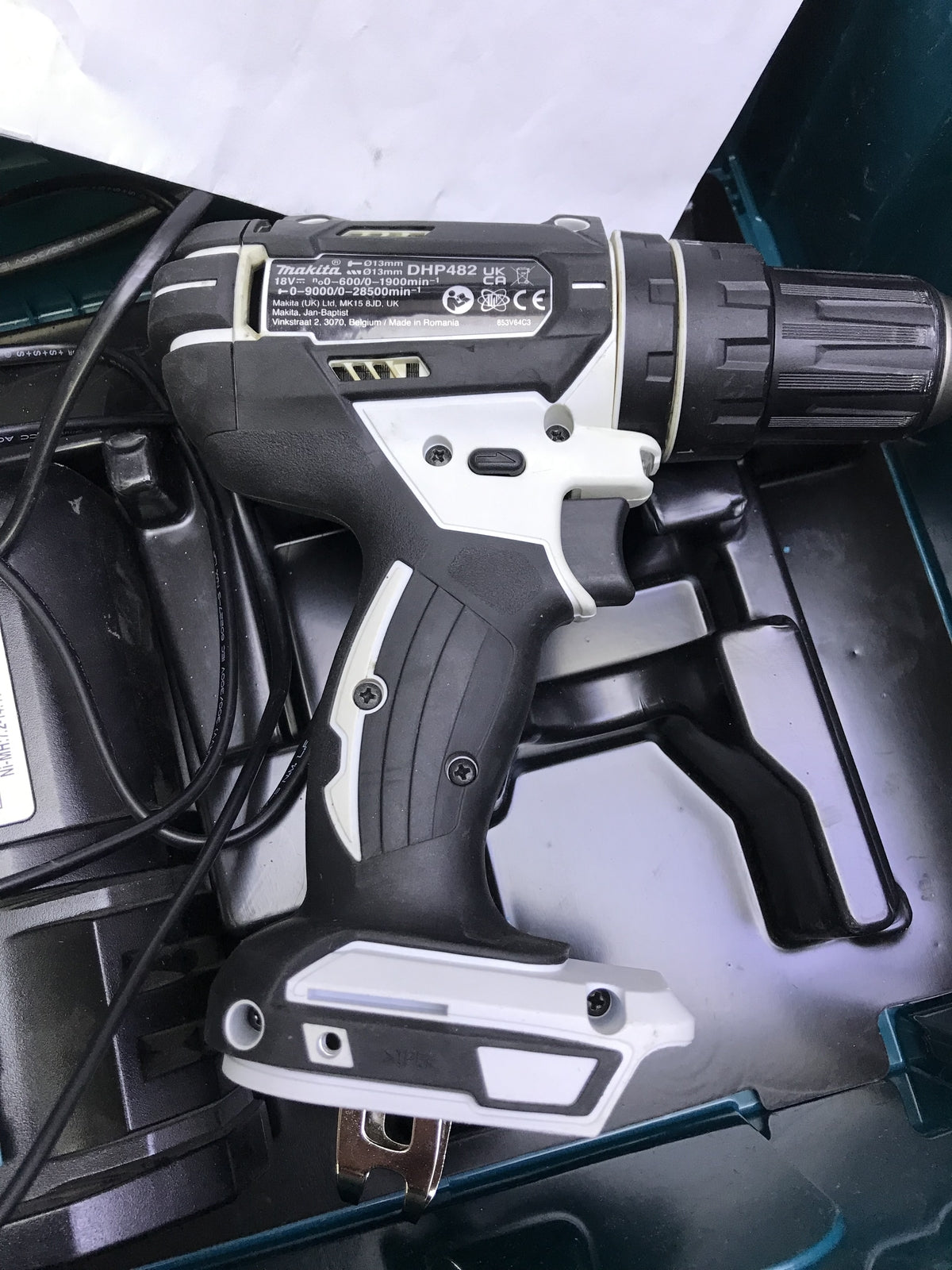 Makita DHP482RTWJ Akku-Schlagbohrmaschine ohne 2 Akkus mit Ladegerät I32096