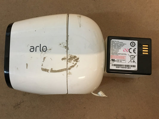 Arlo Go Überwachungskamera, kabellos, mobil, Innen/Außen VML4030, I32377