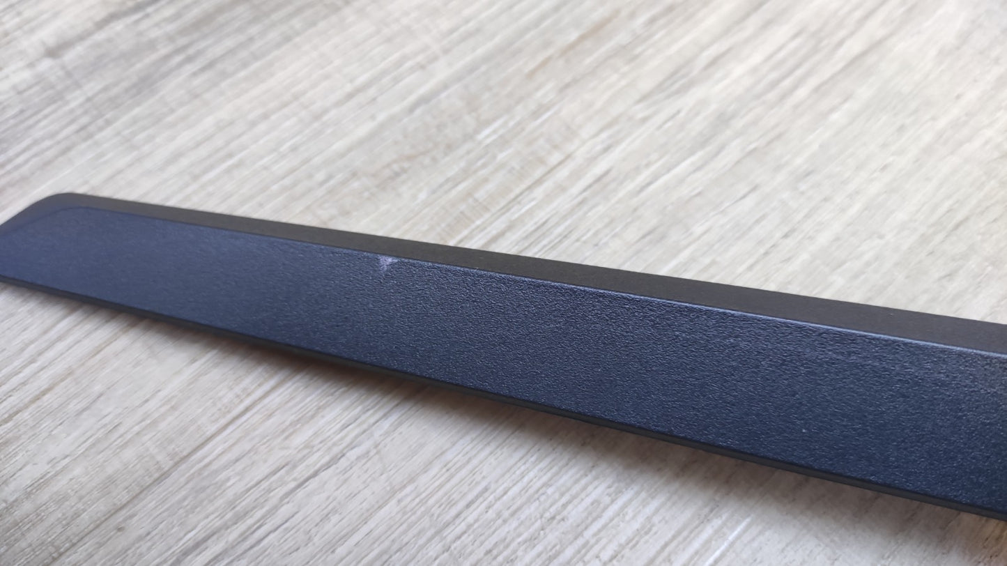 LG UltraGear 24GN65R-B Gaming Monitor 23.8" FHD 1920x1080 AMD FreeSync 144Hz