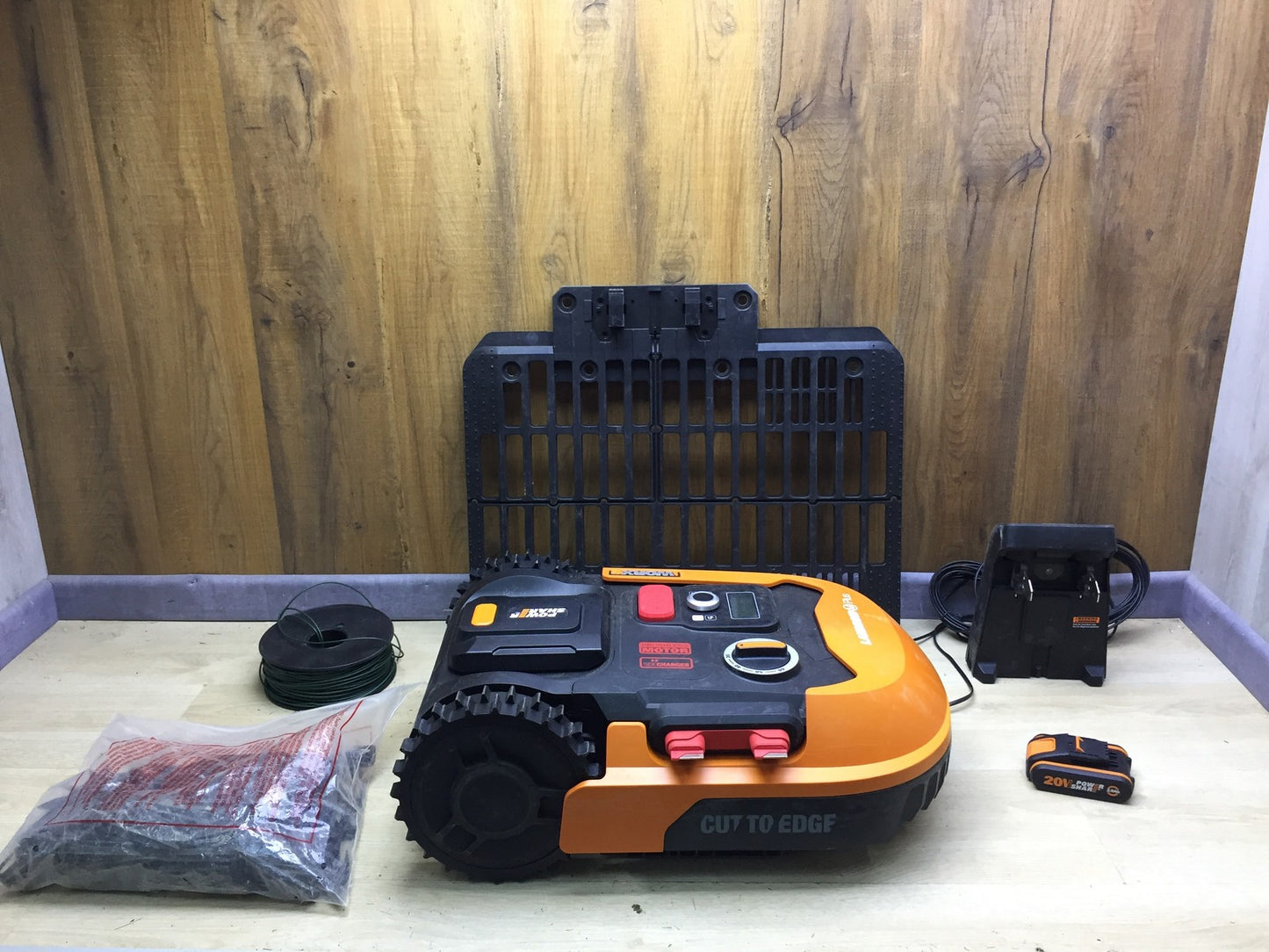 WORX Landroid M500 PLUS WR165E Mähroboter bis 500 qm, I34190