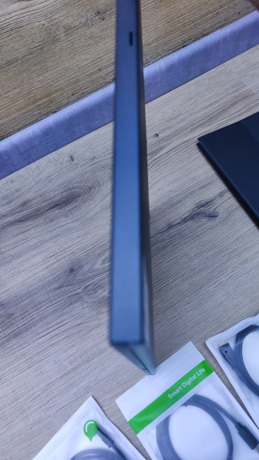 Uperfect Portable Monitor 17.3" 1920x1080 USB-C Mini HDMI 240Hz Speaker 