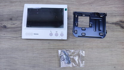 BTicino 330851 zusätzlicher Monitor, Displaygröße 17,8 cm, I30555