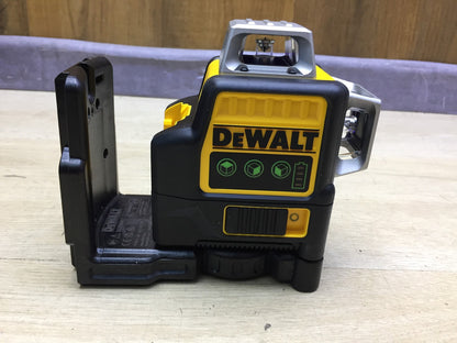 Dewalt Kreuzlinienlaser DCE089G ohne Akku, mit Ladegerät, I33955