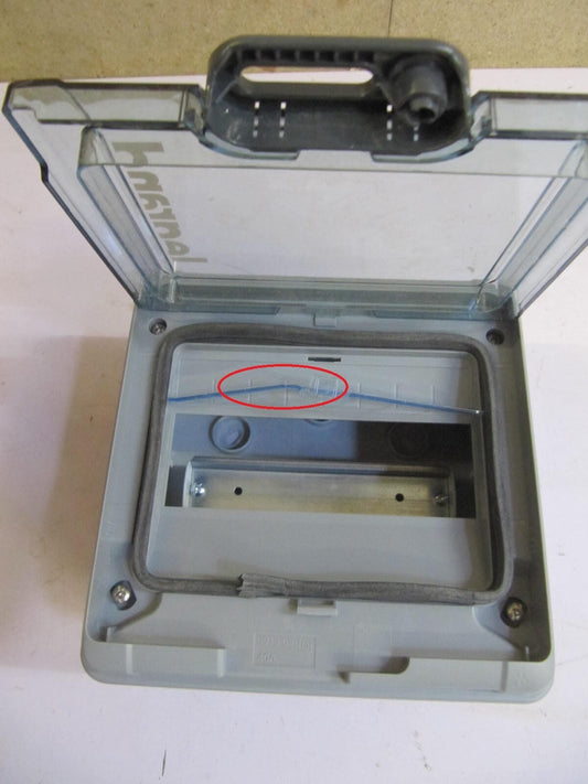 Legrand LEG92743 Verteilerkasten, wasserdicht (IP55) 8 Module Rechnung V00586