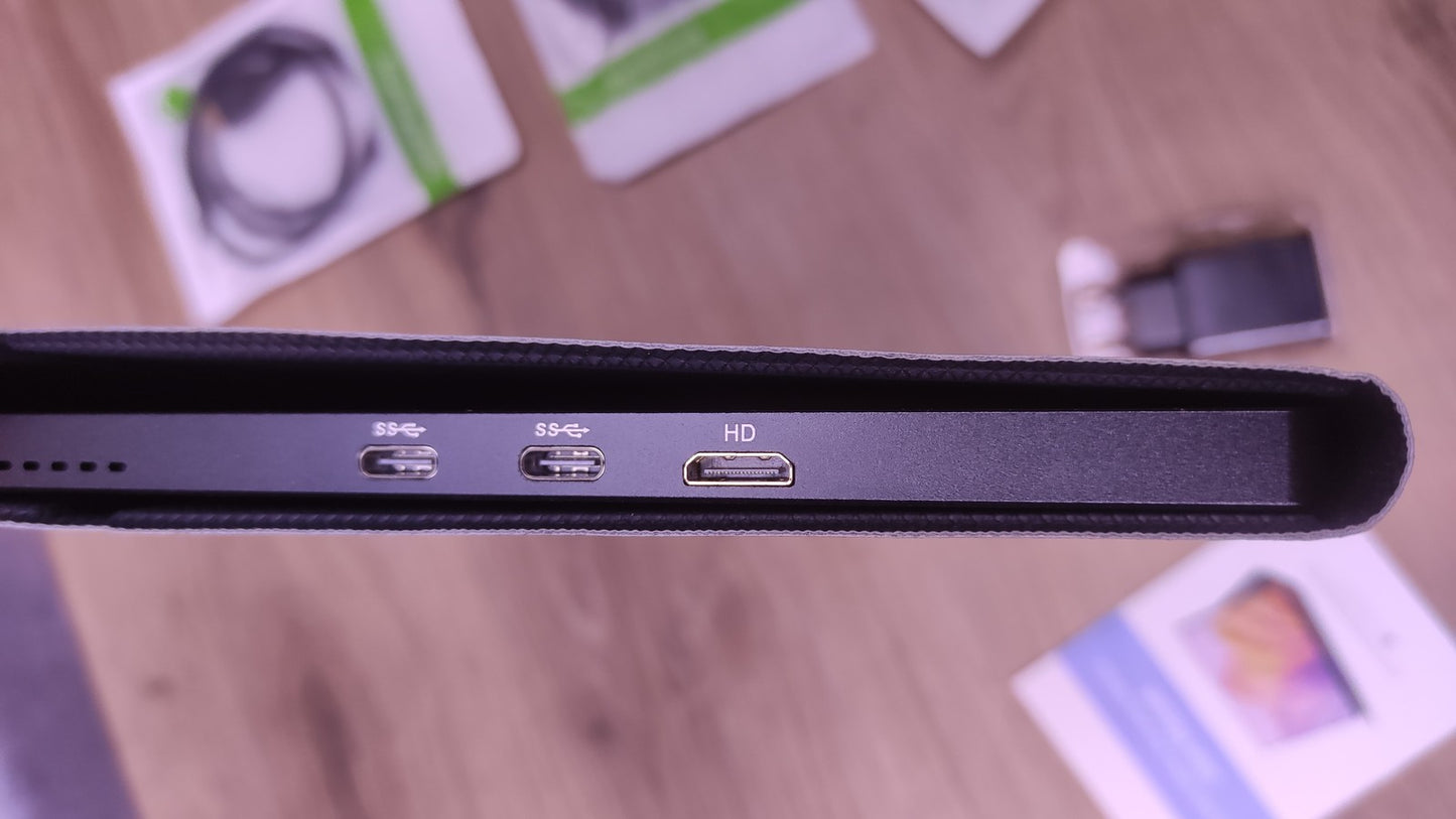 Uperfect Tragbarer Monitor 22" QHD 2560x1600 IPS Mini-HDMI USB-C 120Hz VESA