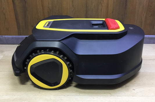 Kärcher RCX 6 robotic lawnmower Performance up to 3,000 m² All-wheel drive GPS RTK camera 
