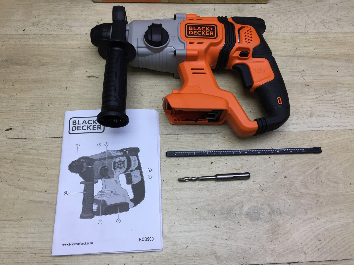 BLACK+DECKER BCD900B-XJ Akku-SDS-Plus-Bohrhammer Solo, 18V, I33736
