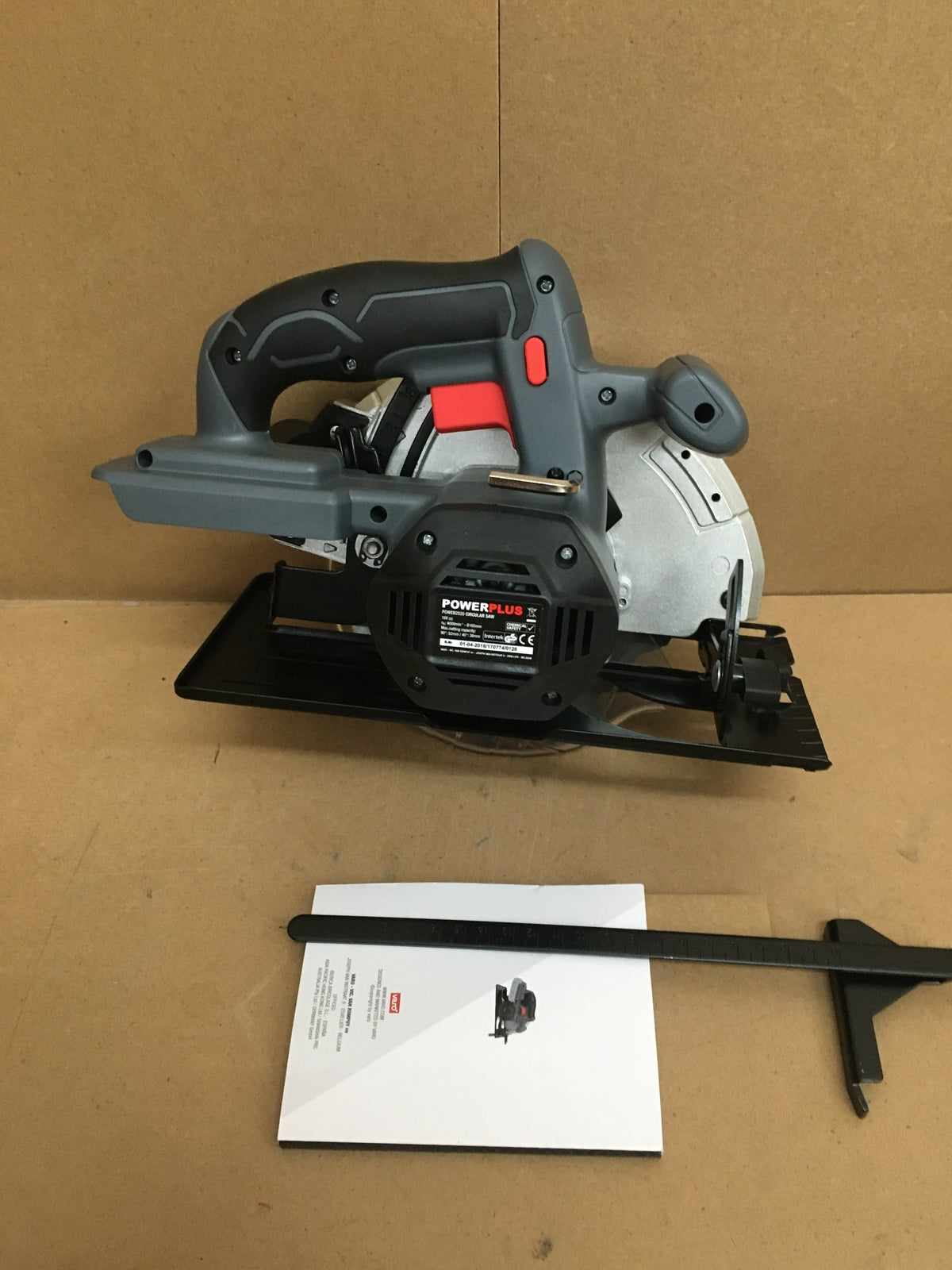 Power Plus POWEB2520 Li-Ionen-Handkreissäge solo, 4000 U/min, 18 V, I12261