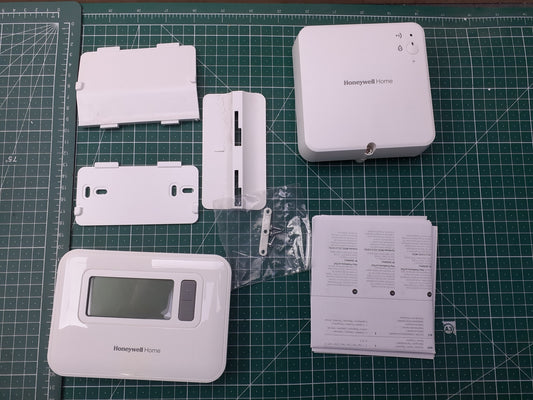 Honeywell T3R 7-Tage Programmierbarer Drahtloser Thermostat, I13676