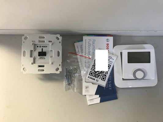 Bosch Smart Home Room Thermostat (8750001409), 24V, white, I32768 