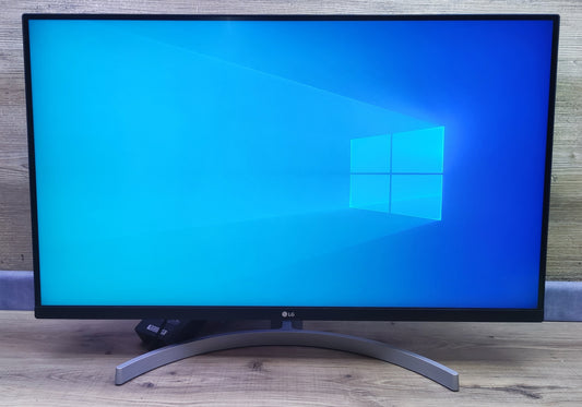 LG 32UN880-B UltraFine Ergo 4K Gaming Monitor 31.5" UHD 3840x2160 USB-C FreeSync 