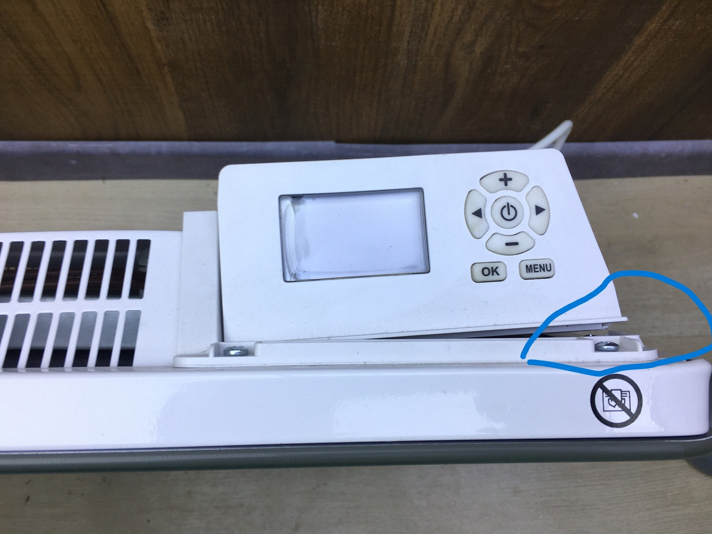 CARRERA Jarpa HW20J15 Elektrischer Heizkörper, I31474