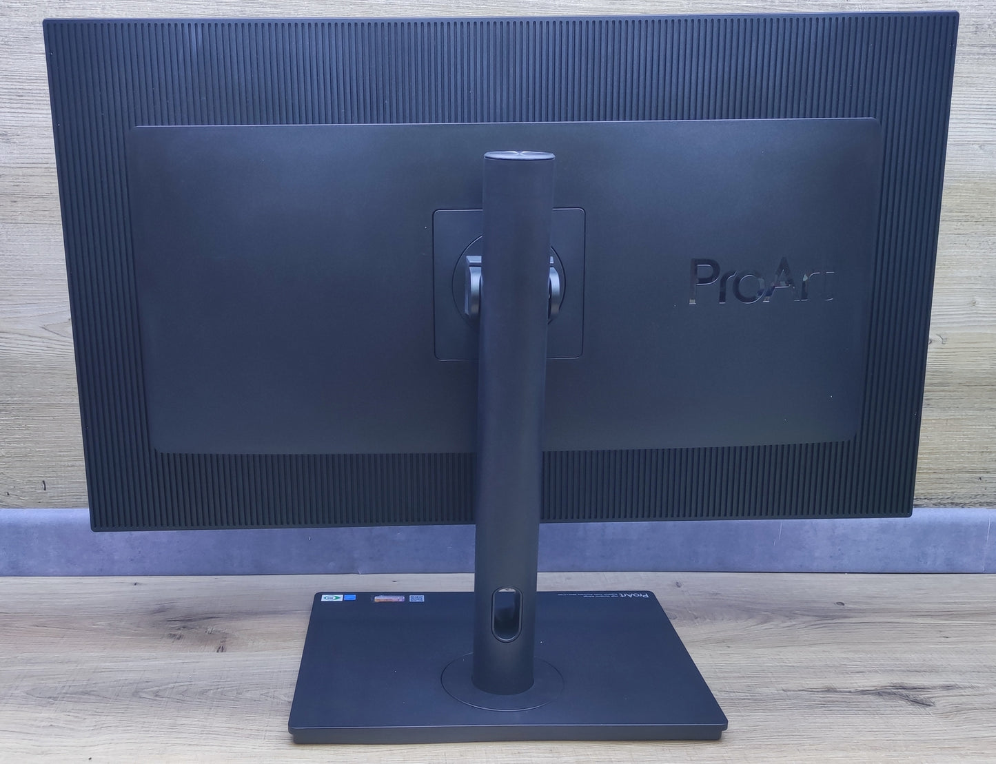 ASUS ProArt PA329CV 4K Monitor 32" UHD 3840x2160 IPS HDR USB-C Adaptive Sync 