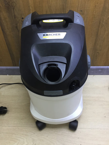 Kärcher SE 5 Trocken-/Waschsauger 1.081-230.0, I32223