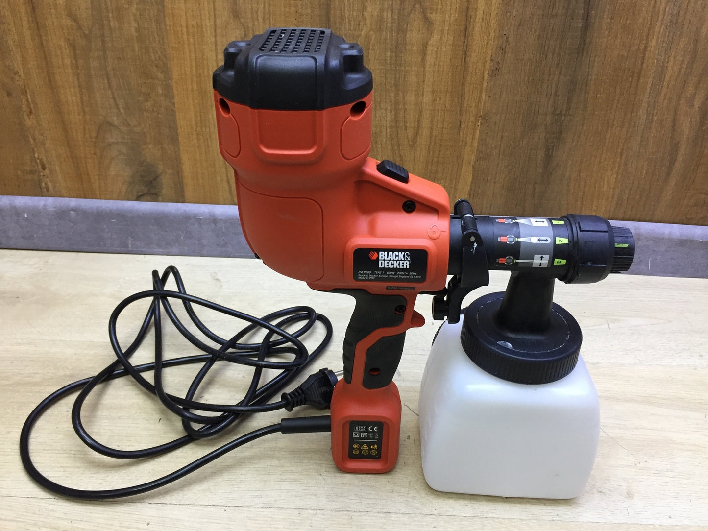 Black & Decker HVLP200 Niederdruck-Spritzpistole 400 W, I32712