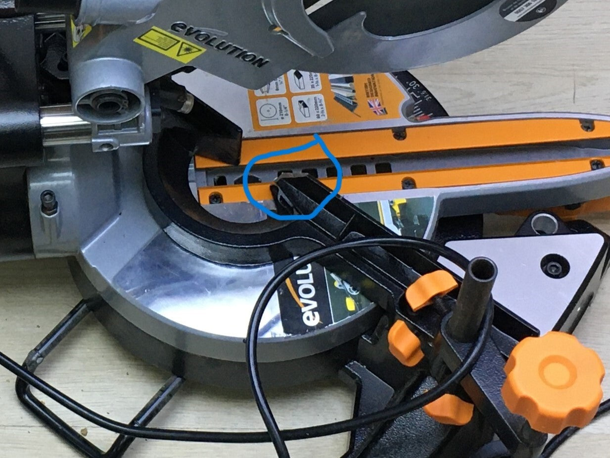 Evolution Rage 3S Gehrungssäge, 210 mm, I31523