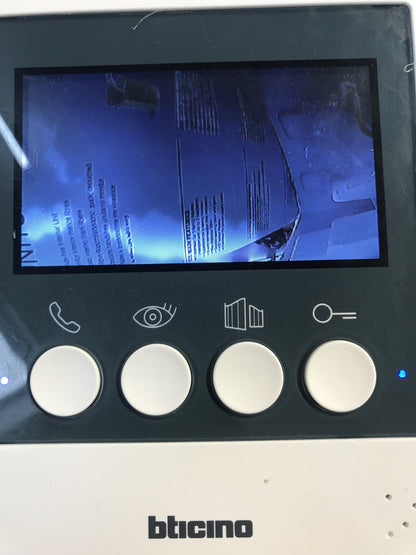 Bticino 332253 Inneneinheit  für Video-Sprechanlagen, 4,3 Zoll, I32197