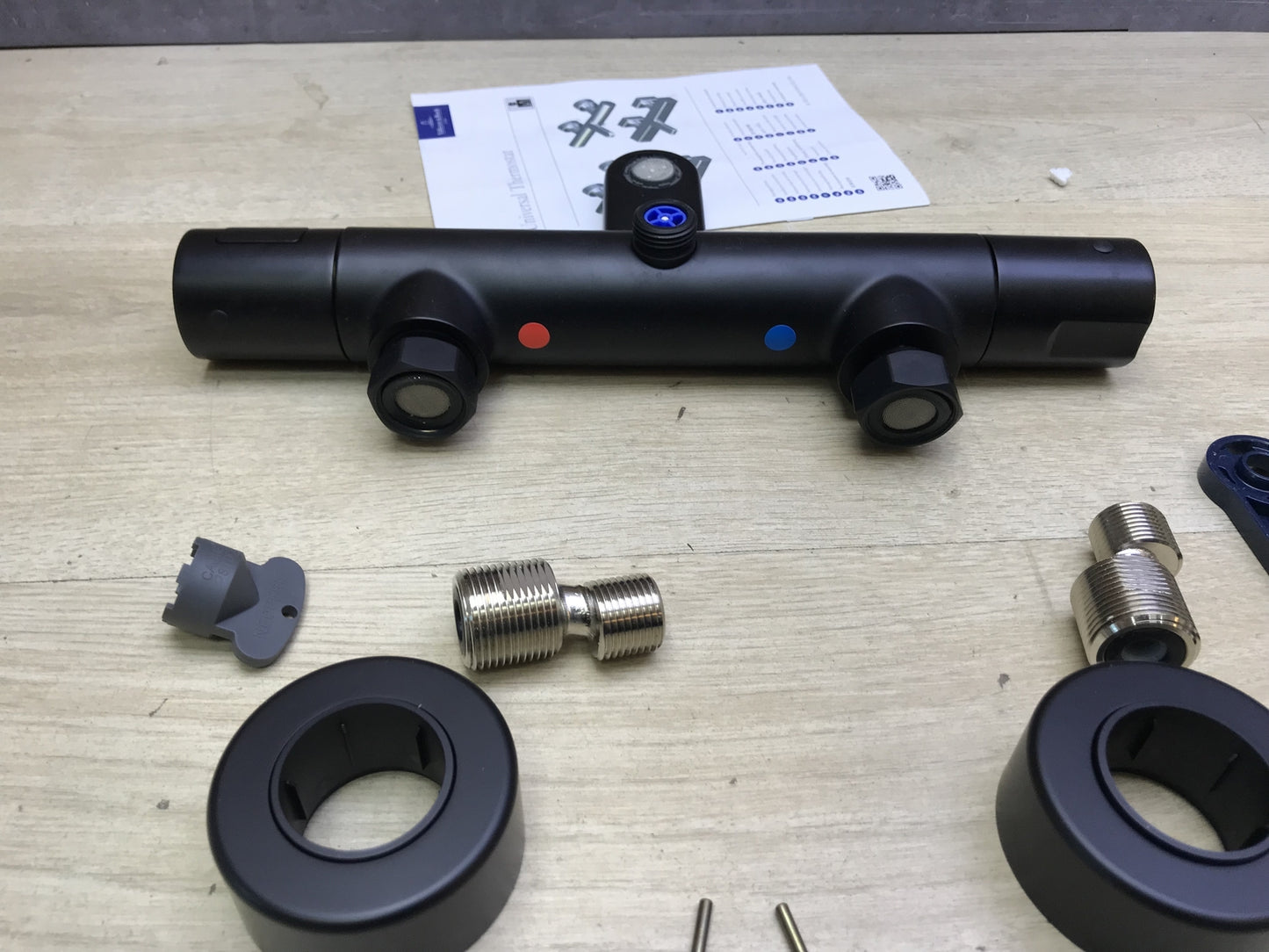 Villeroy & Boch  TVT000001000K5 Badewannenthermostat, schwarz, I31712