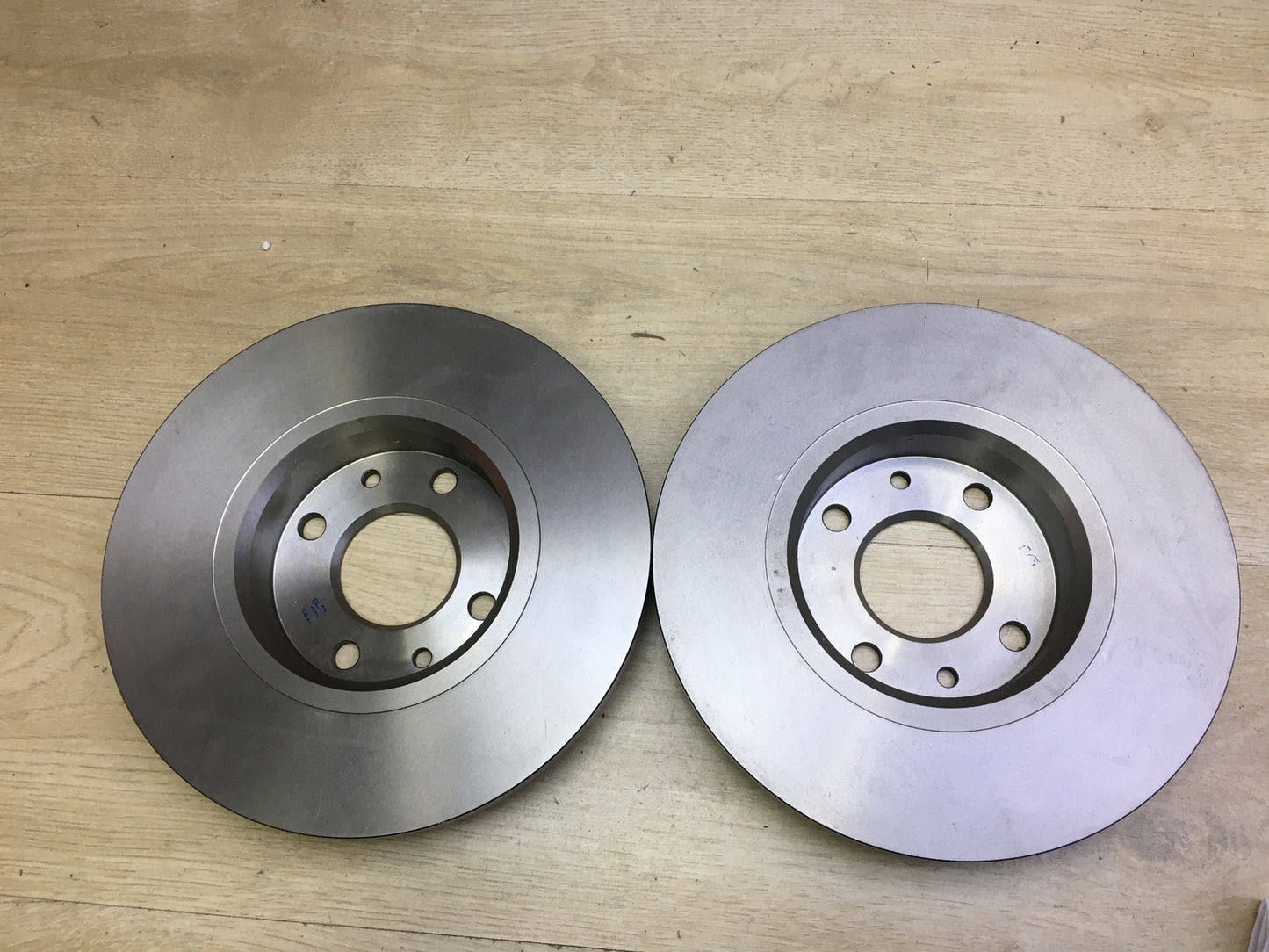 Brembo 08.5086.11 Vordere Bremsscheiben, I31089