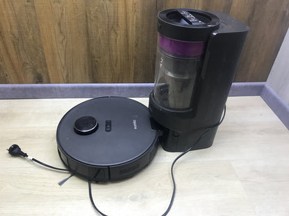 EUREKA NER E10s Saug-/Wischroboter mit beutelloser Absaugstation, I28979