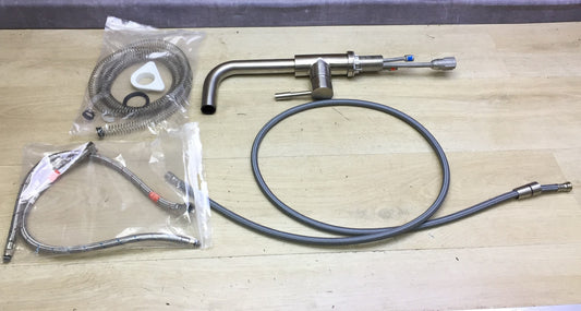 Villeroy &amp; Boch Steel Shower kitchen faucet, high pressure, kitchen faucet, I33007