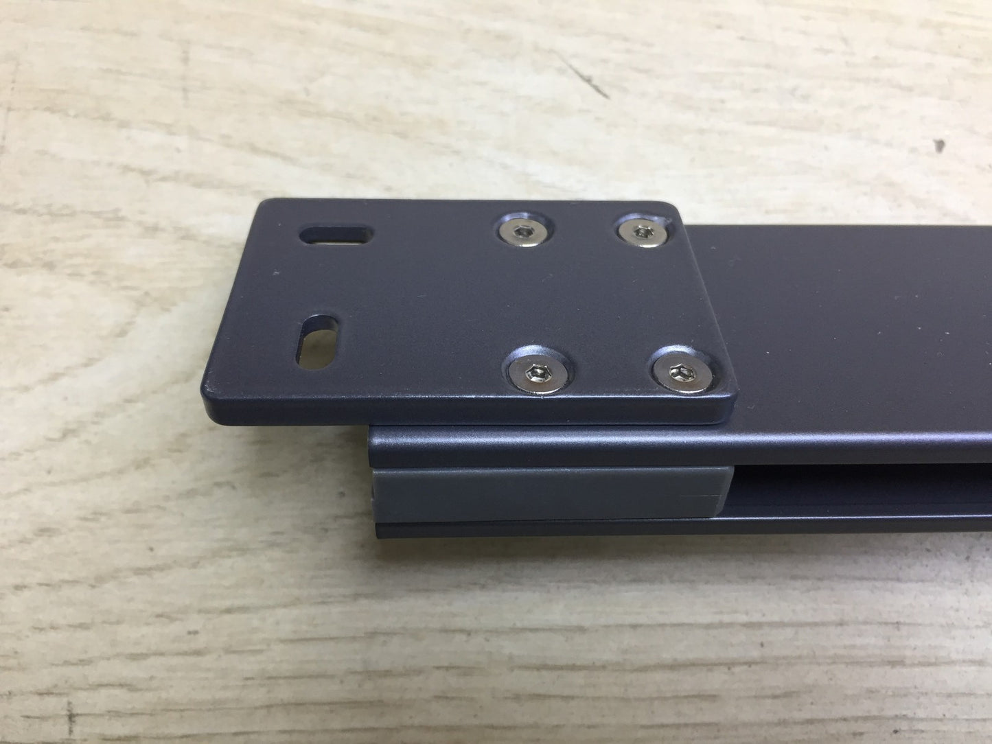 EMKE F11SSC00 Thermostatisches Duschsystem, Regendusche, I33229