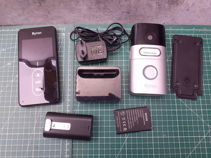 Byron DIC-24615 Kabellose Video Türgegensprechanlage mit Monitor, I16230