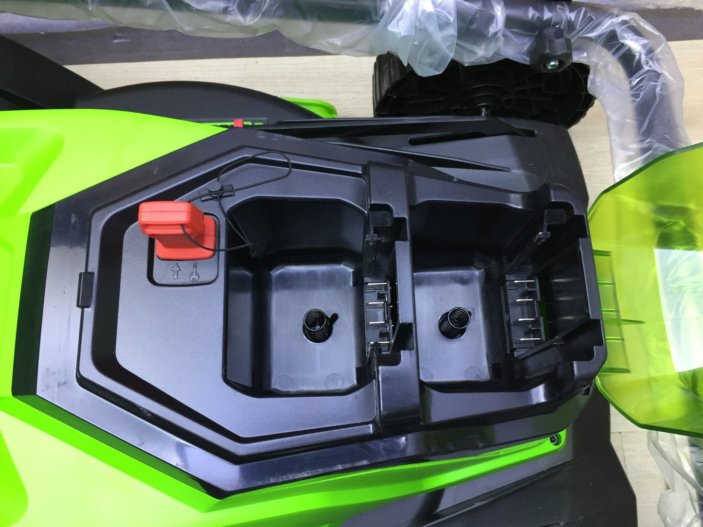 Greenworks G24X2LM41 Kabelloser Akku-Rasenmäher solo,  bis zu 440 m², I34251