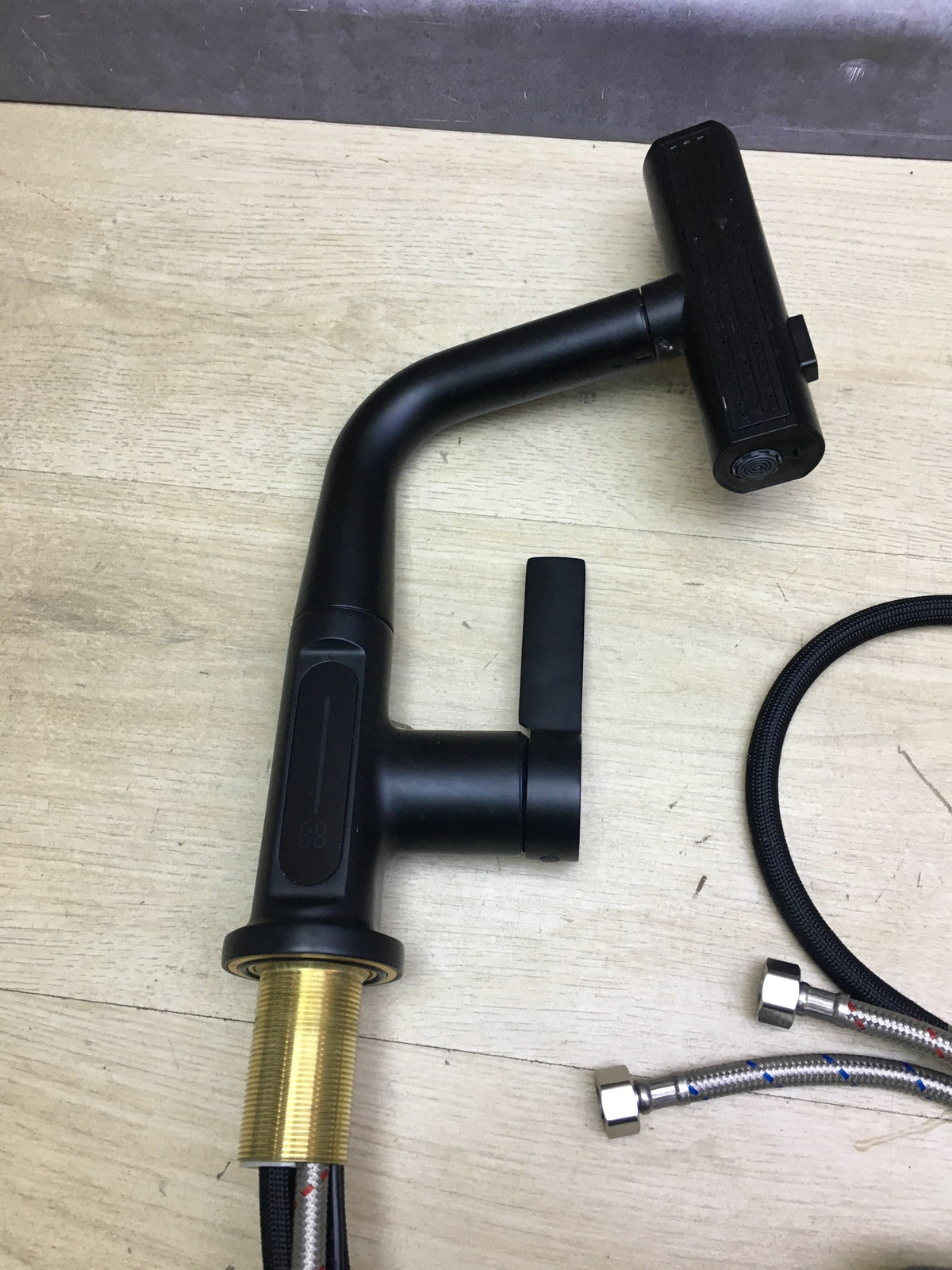 ESOP Küchenarmatur mit LED Temperaturanzeige, Wasserhahn, ausziehbar, I30729