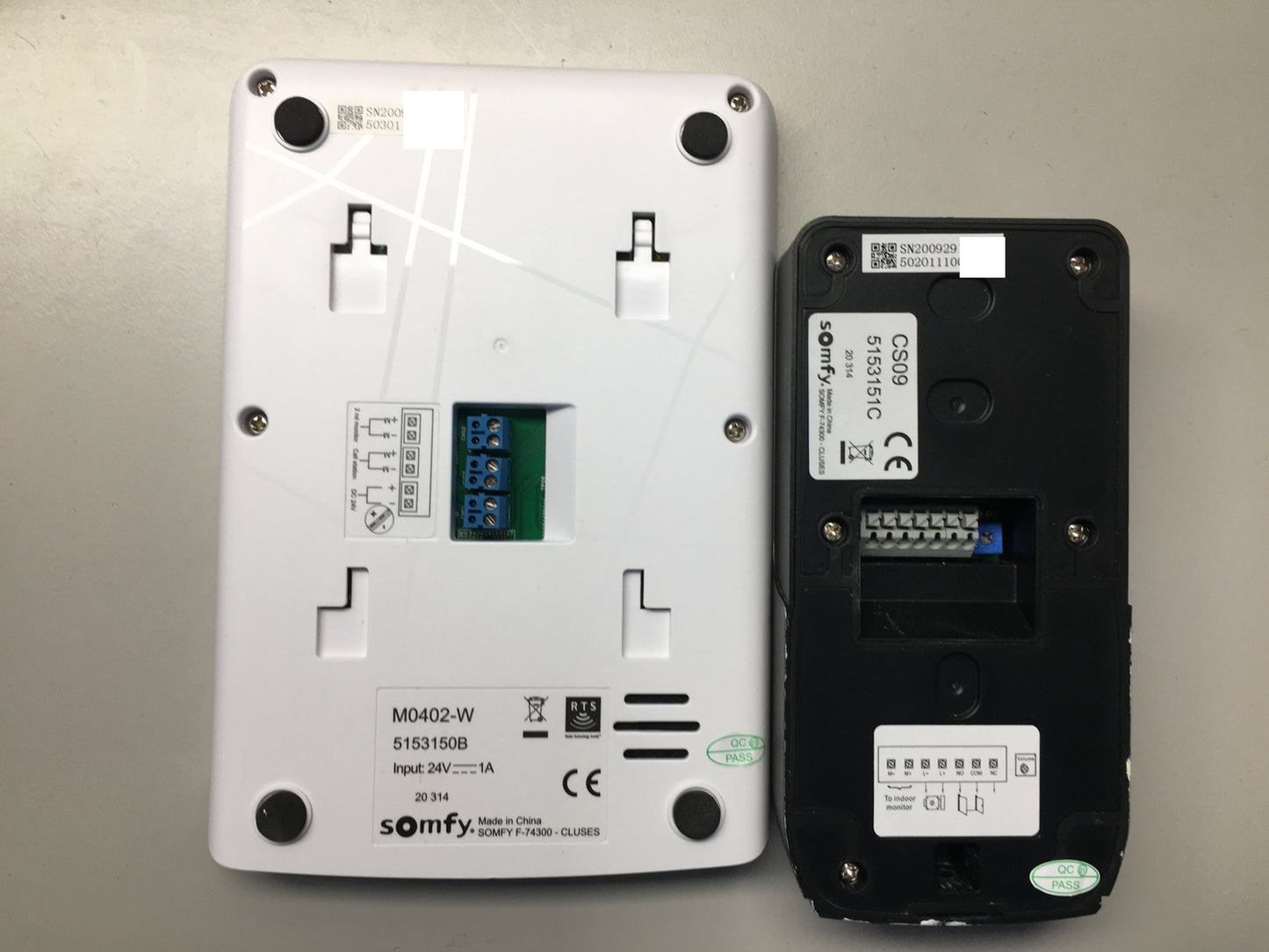 Somfy 1870535 V100+ Video Gegensprechanlage, 4,3 Zoll Monitor Nachtsicht, I10612