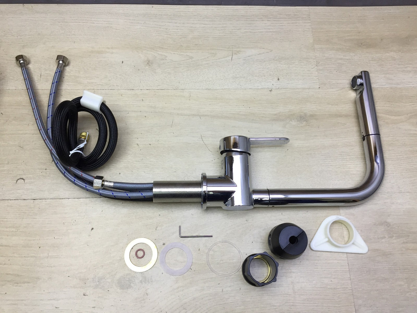 SCHÜTTE 79700 London Küchenarmatur mit ausziehbarer Brause, Wasserhahn, I34005