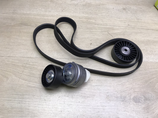 SKF VKMA 32039 Keilrippenriemensatz Schwarz I31073