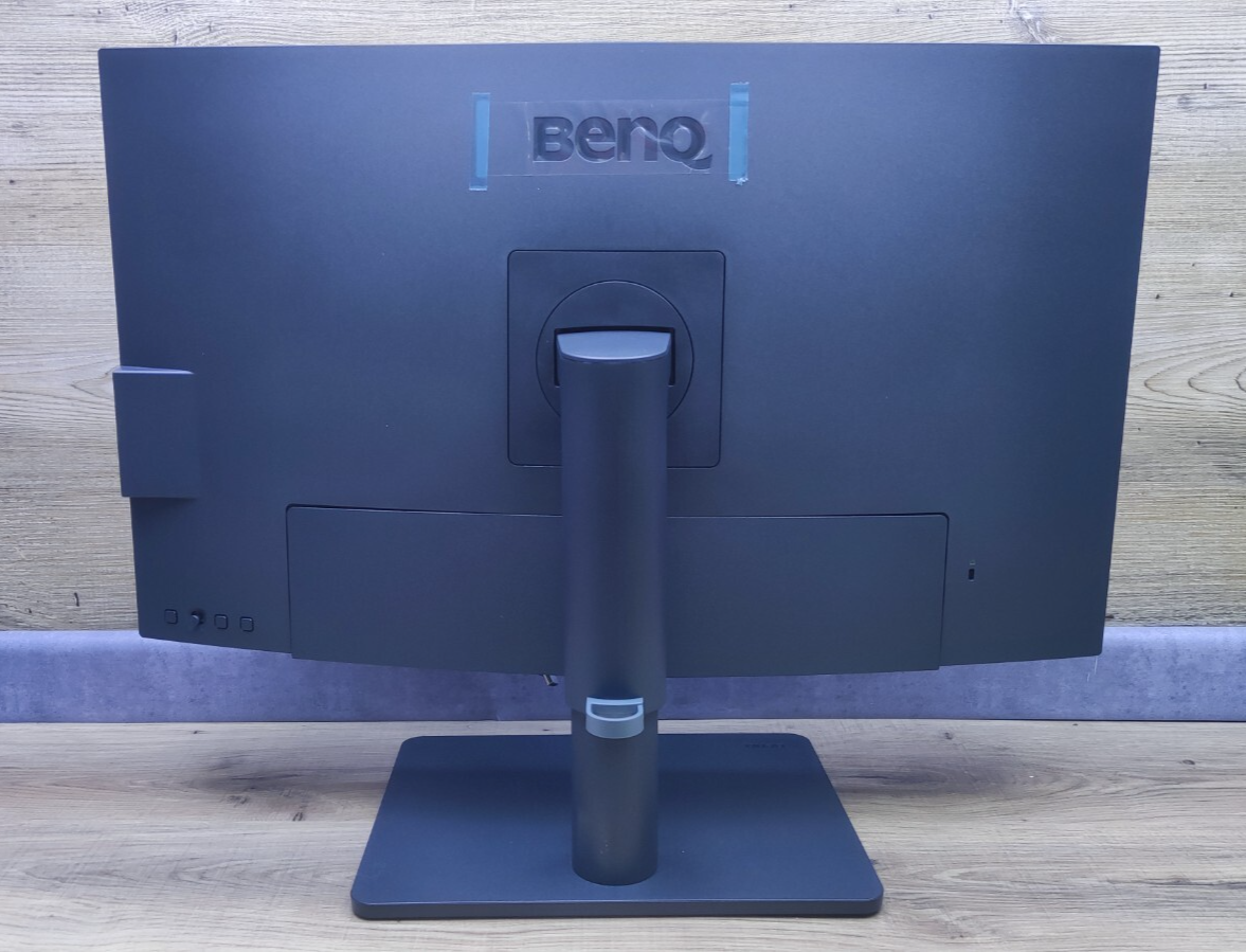 BenQ PD2705U 4K Designer Monitor 27" UHD 3840x2160 IPS HDR10 sRGB HDM DP USB-C 