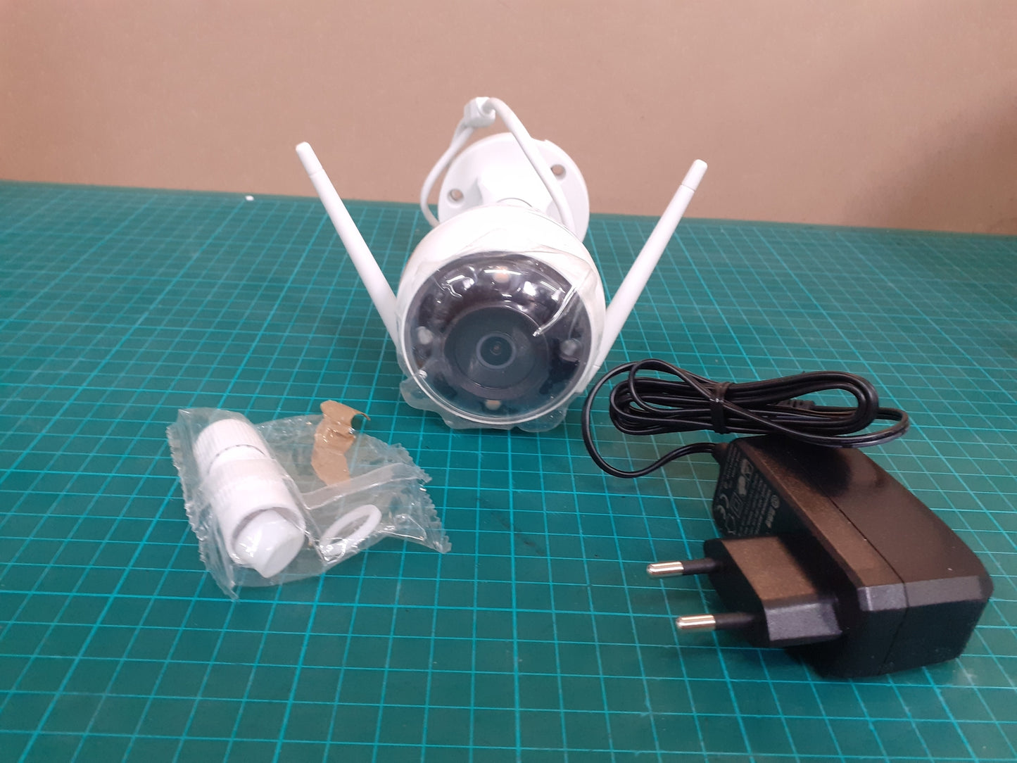 EZVIZ C3W Color Night Vision 1080p Überwachungskamera aussen, I03150