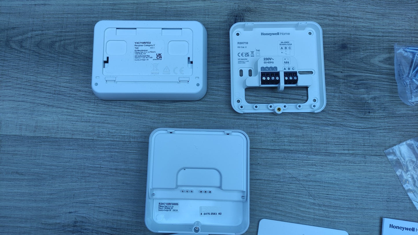 Honeywell T3R 7-Tage Programmierbarer Drahtloser Thermostat, I34323